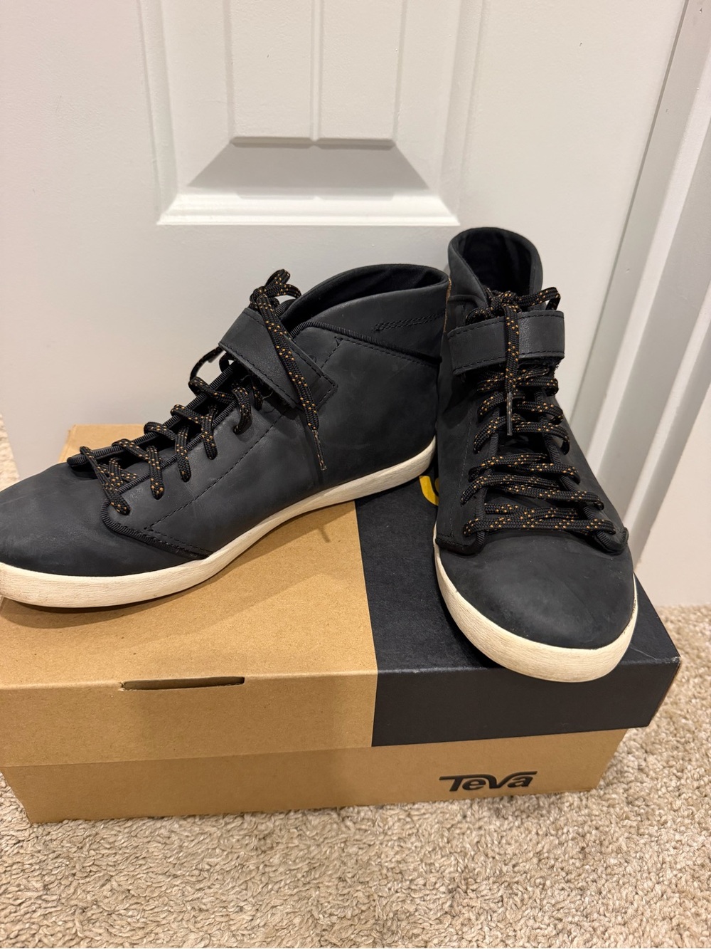 Women’s Teva Shoes
